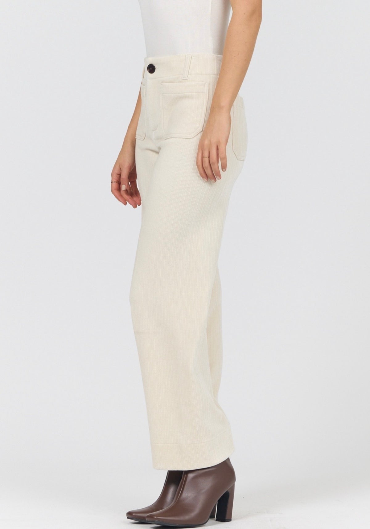 Audrey Style in Egret