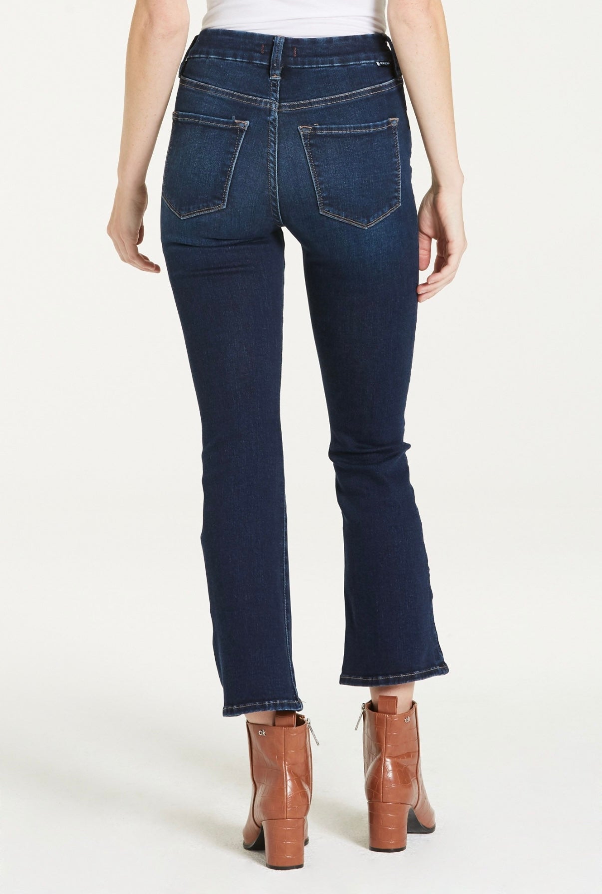 Jeanne Super High Rise Cropped Flare Jeans / Richmond