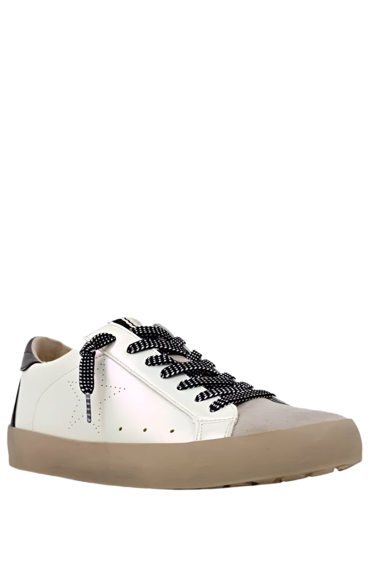 Mia Sneaker / Metallic White