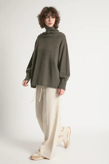 Slouchy T-Neck