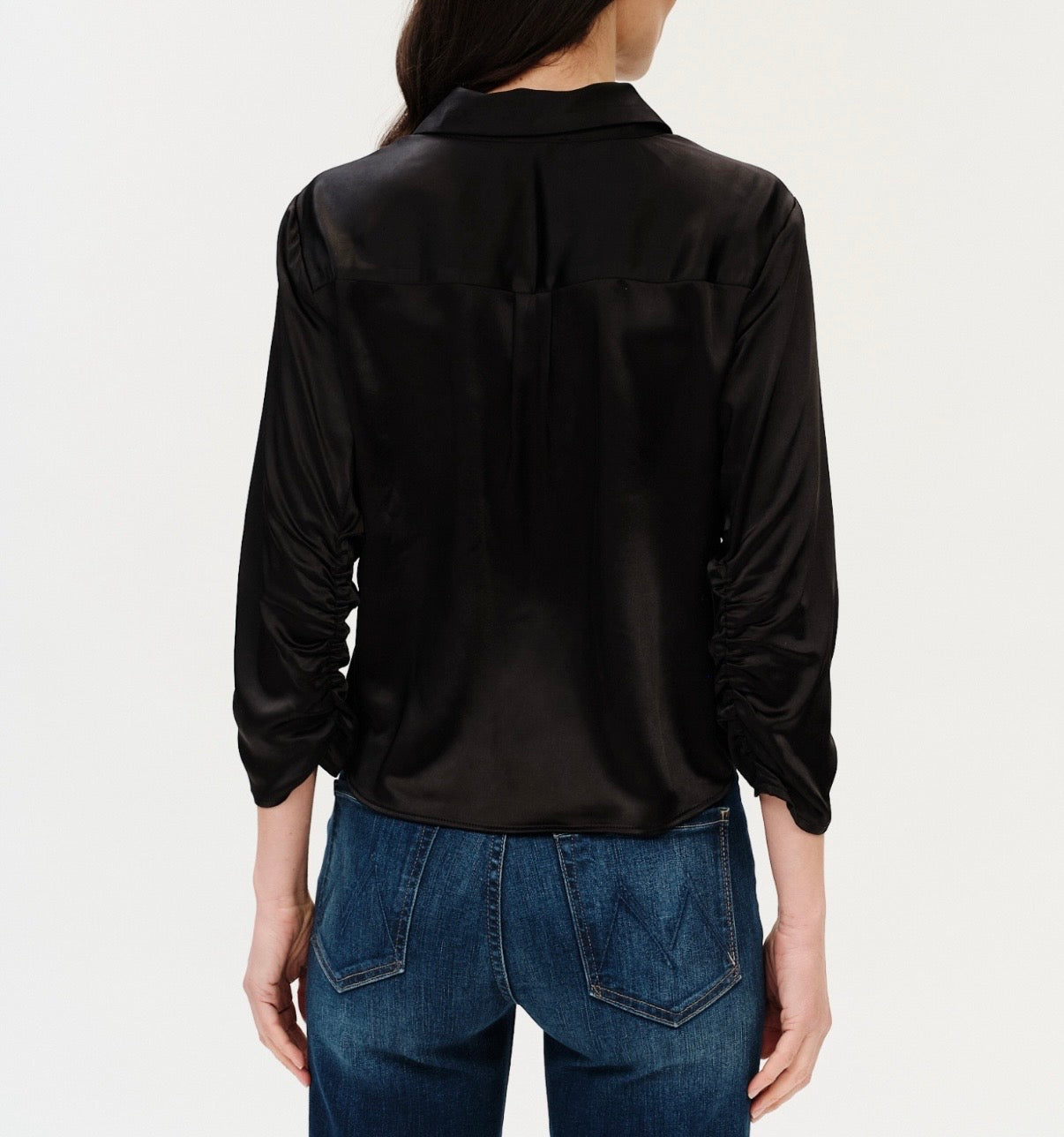 Dessi Satin