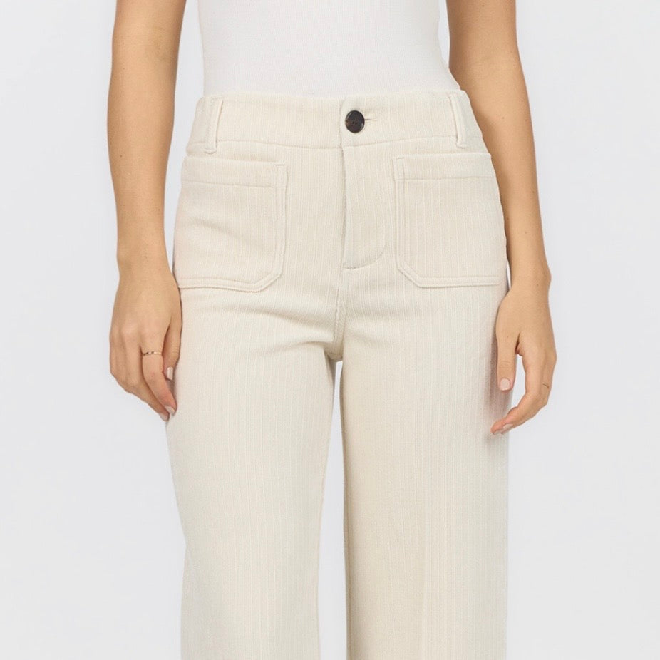 Audrey Style in Egret