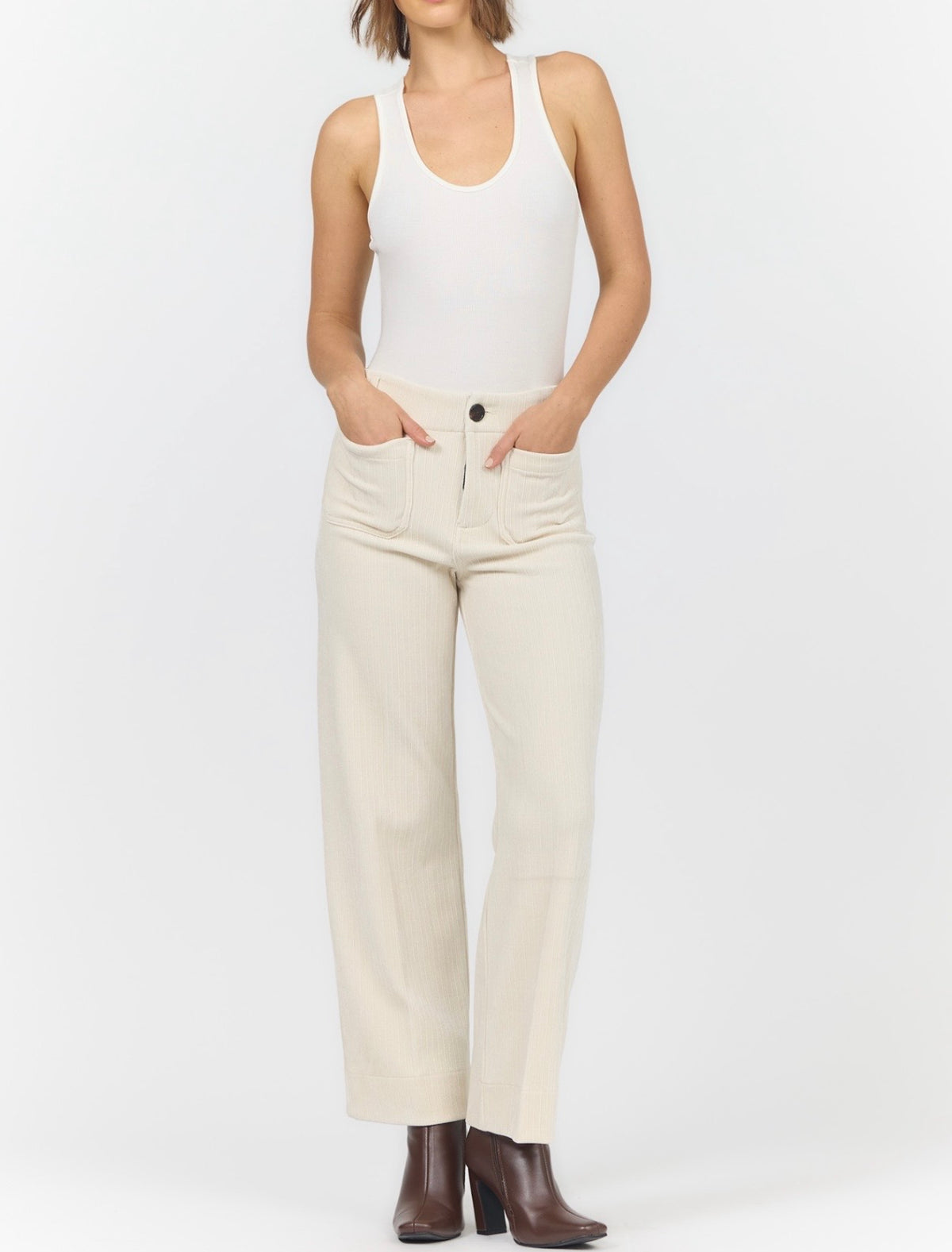 Audrey Style in Egret
