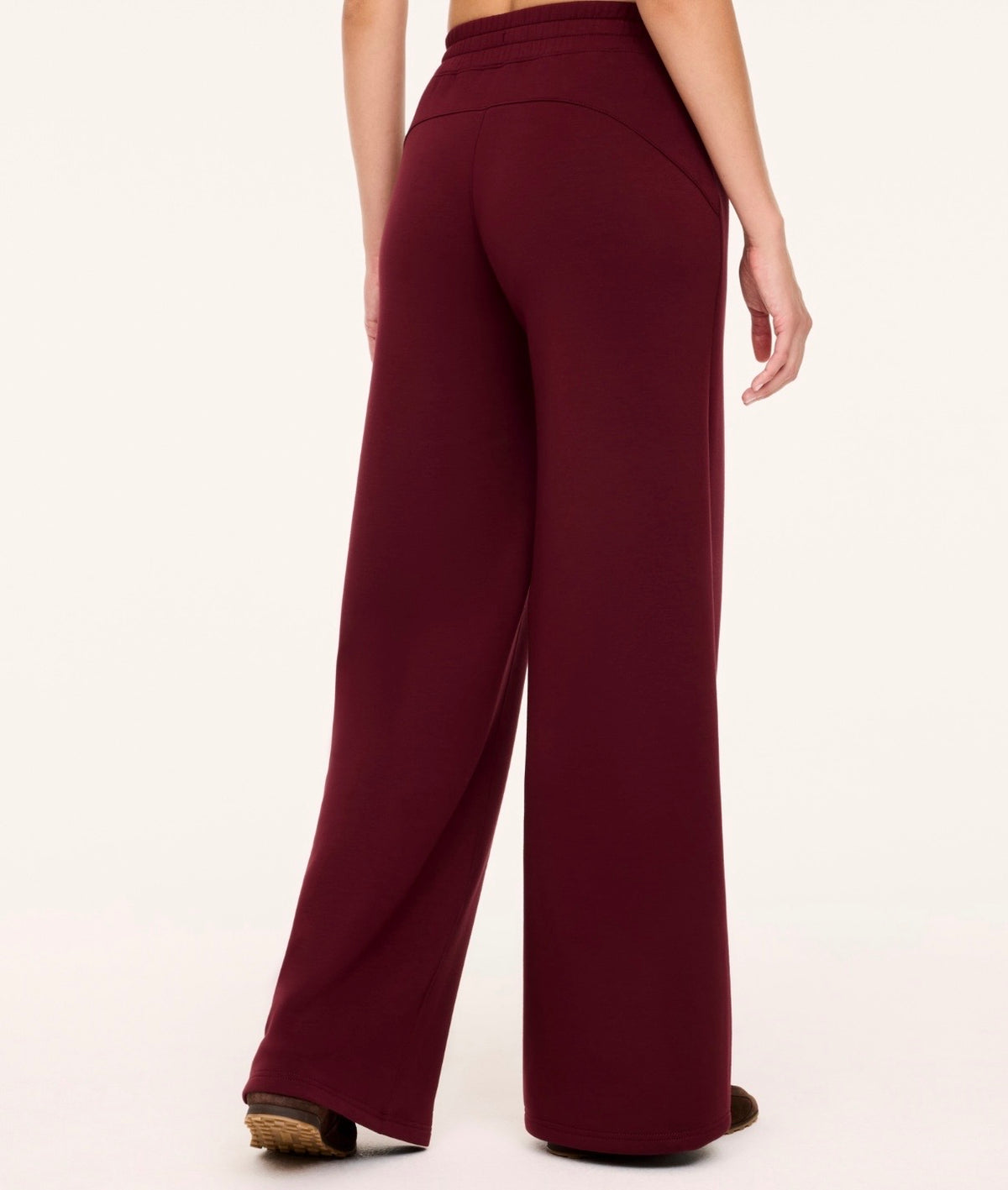 Air Essentilals Wide Leg Pant