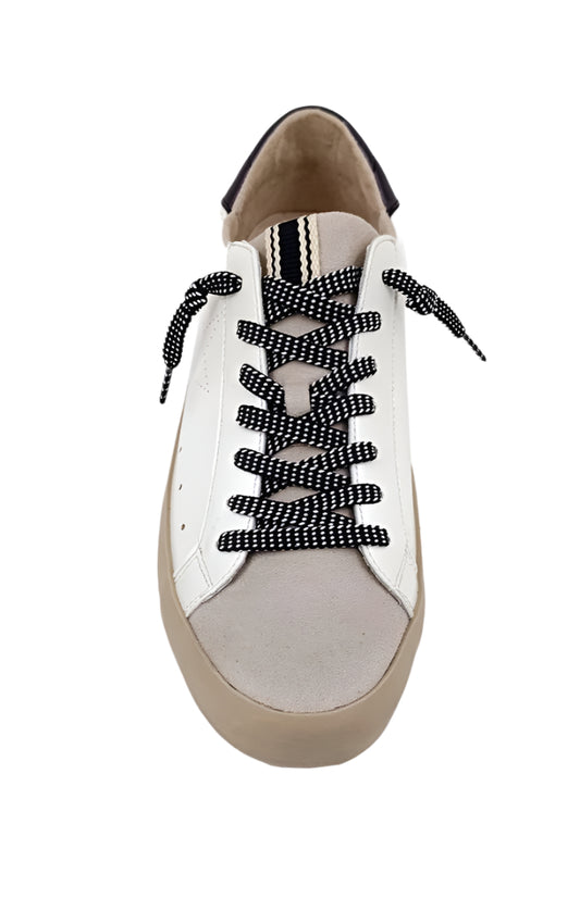Mia Sneaker / Metallic White