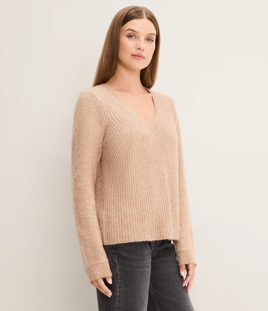 Seraphina V-Neck Pullover