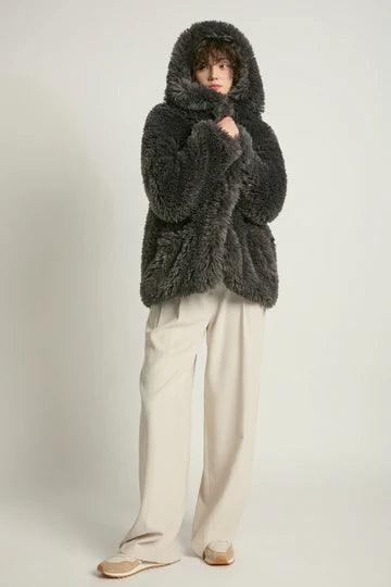 Shaggy Fur With Hood